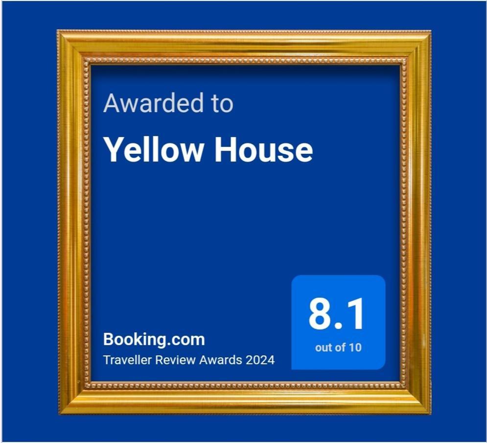 Апартаменты Yellow House Senhora da Hora Экстерьер фото